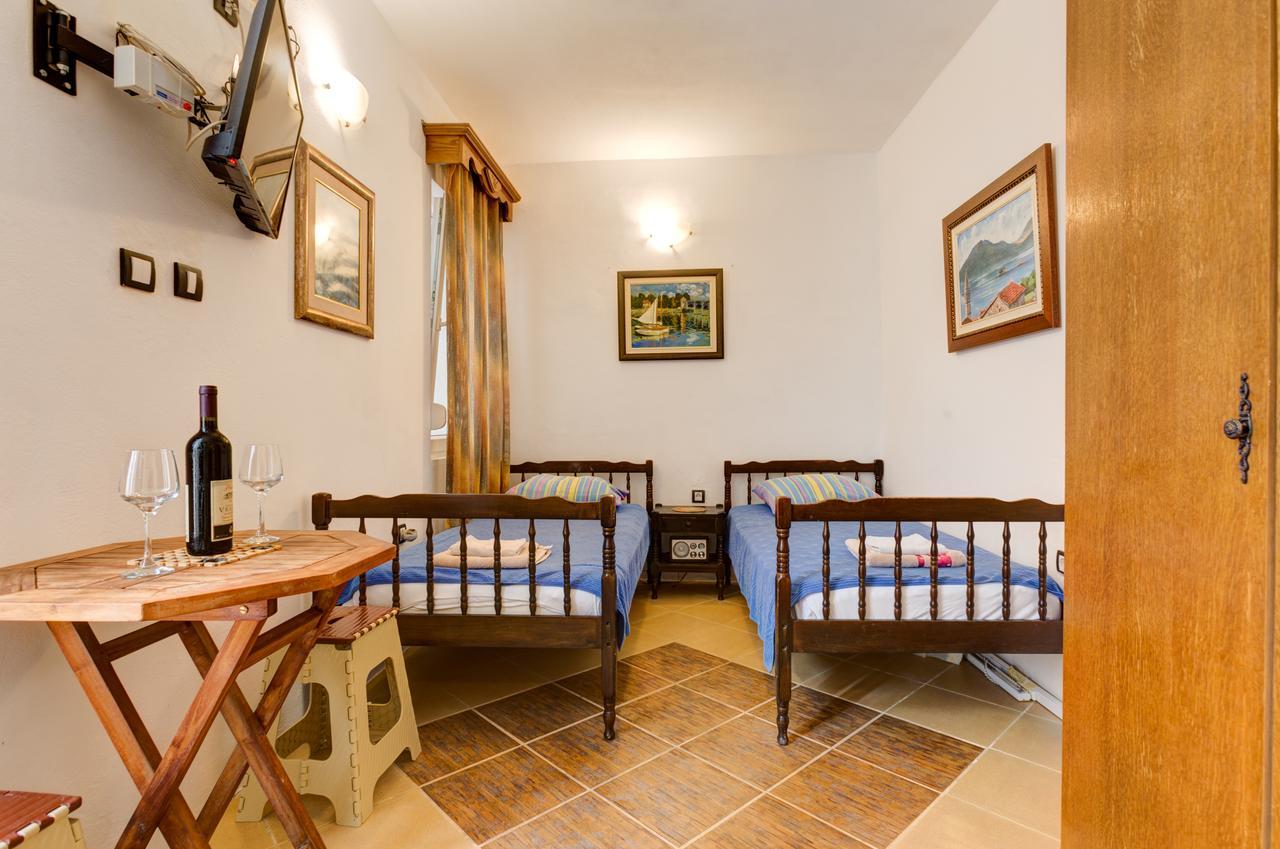 Sea Oasis Apartments - Milosevic Котор Екстериор снимка