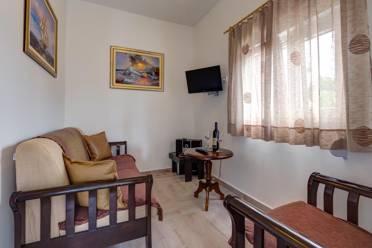 Sea Oasis Apartments - Milosevic Котор Екстериор снимка